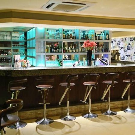 בוג'ומבורה Roca Golf Hotel מראה חיצוני תמונה